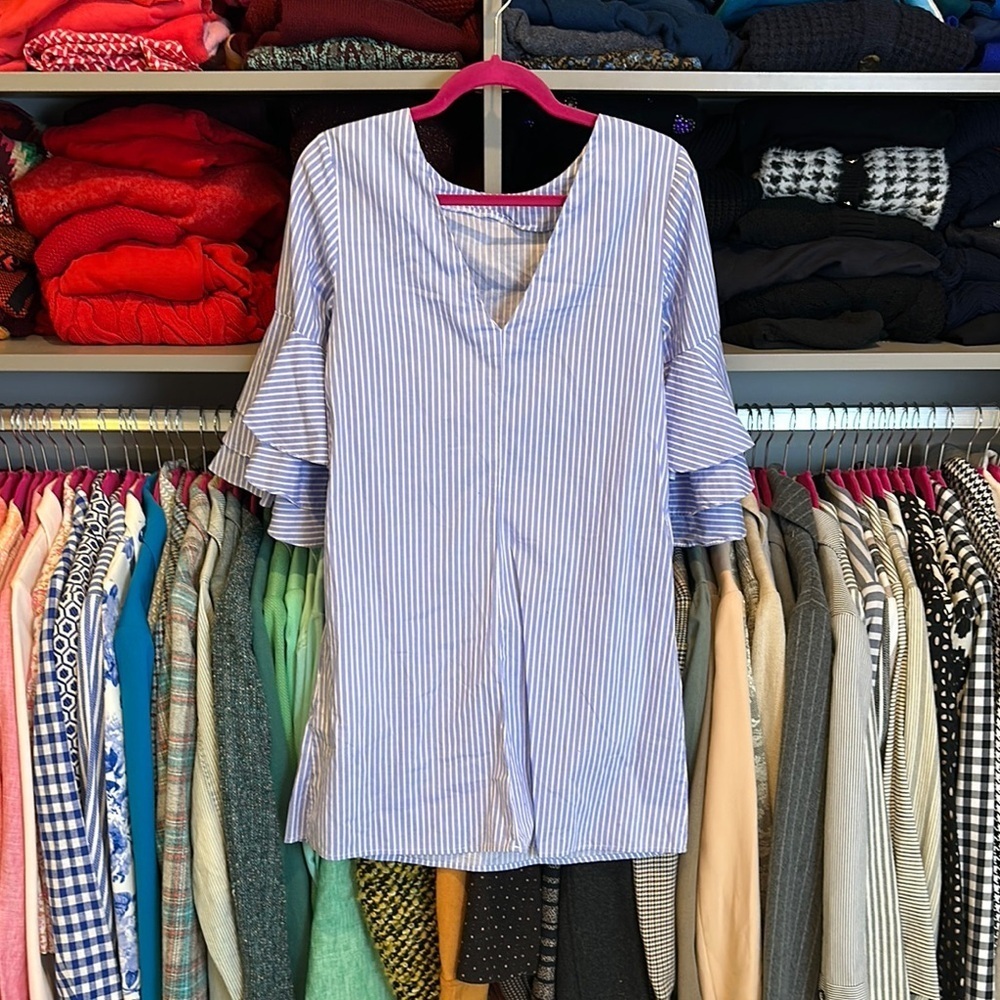 Zara blue/white striped ruffle bell 3/4 sleeve v neck dress size S